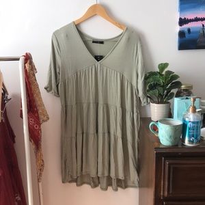NWT 21 Saints Green Dress